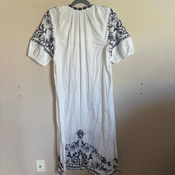 Alex Marie White Navy Embroidered Maxi Dress 
Size Small Emerald Shores - Picture 8 of 14
